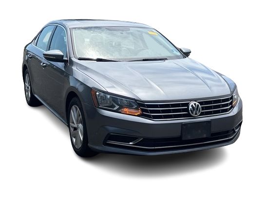 Thumbnail: 2018 Volkswagen Passat - 10