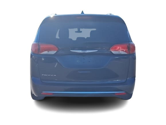 Thumbnail: 2019 Chrysler Pacifica - 4