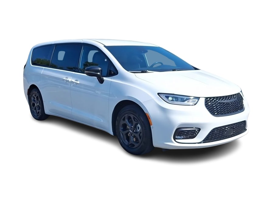 Thumbnail: 2024 Chrysler Pacifica - 14