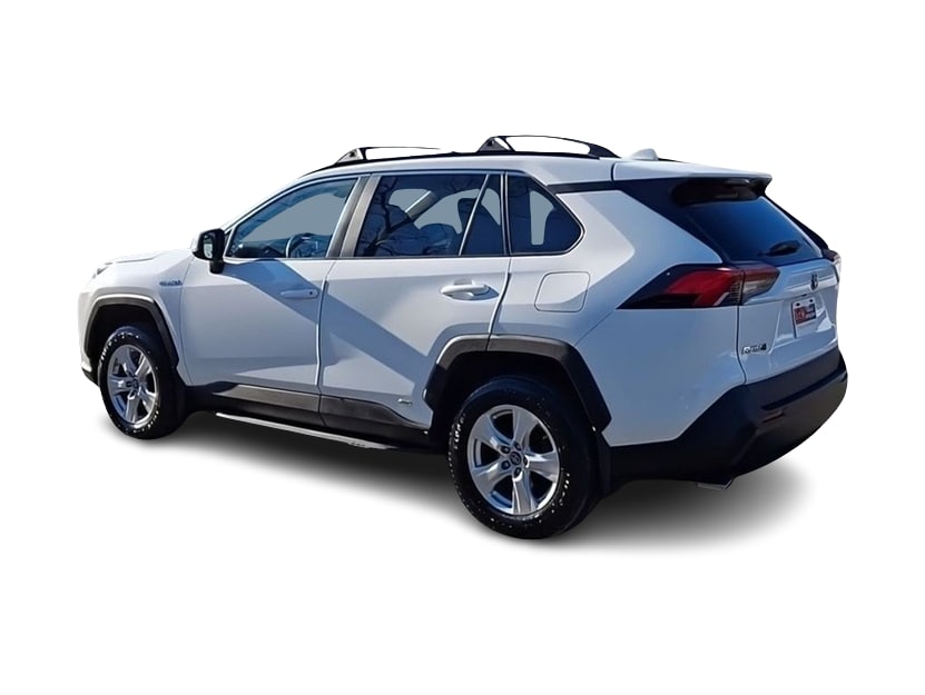 2019 Toyota RAV4 LE 4