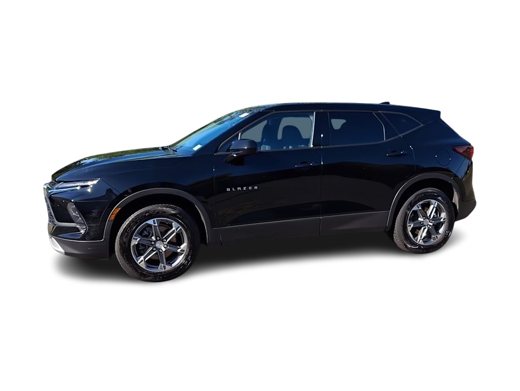 Thumbnail: 2025 Chevrolet Blazer - 3