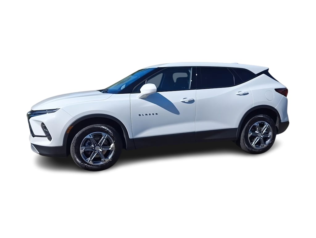 Thumbnail: 2025 Chevrolet Blazer - 3