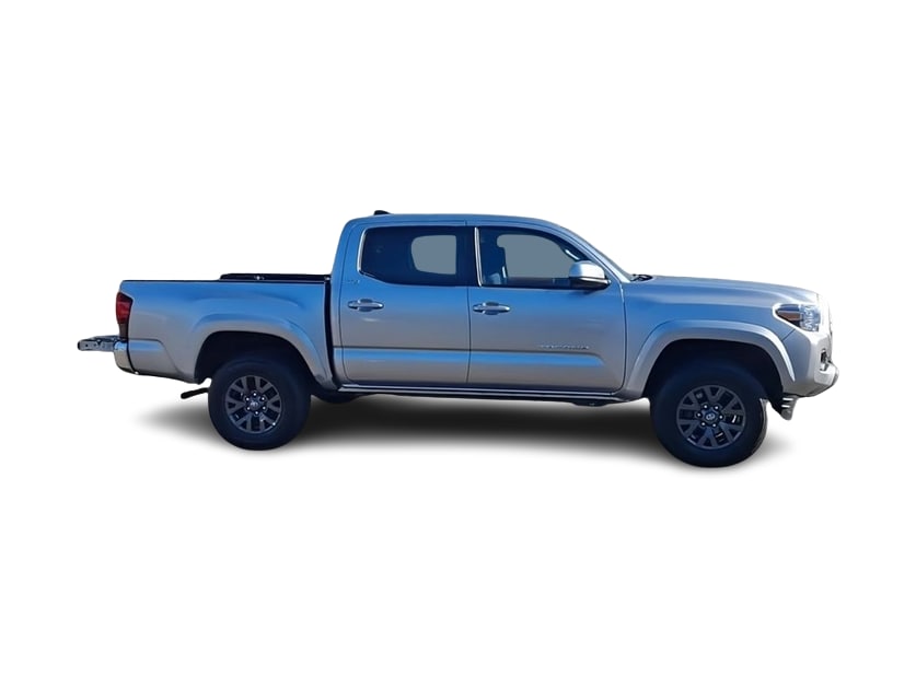 2022 Toyota Tacoma SR5 17