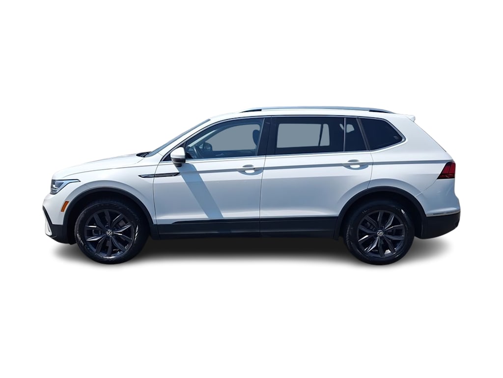 Thumbnail: 2024 Volkswagen Tiguan - 17