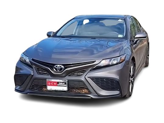 2022 Toyota Camry SE 4