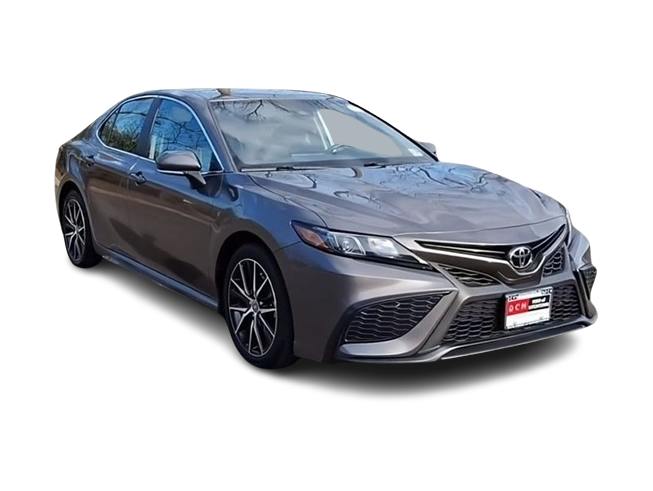 2022 Toyota Camry SE 13