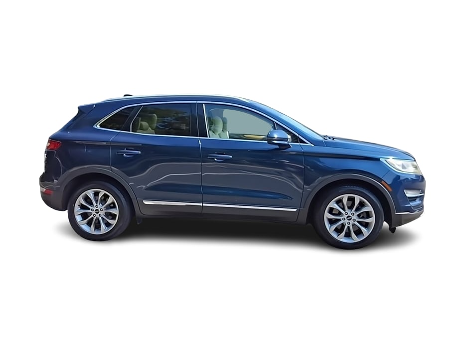 Thumbnail: 2015 Lincoln MKC - 16