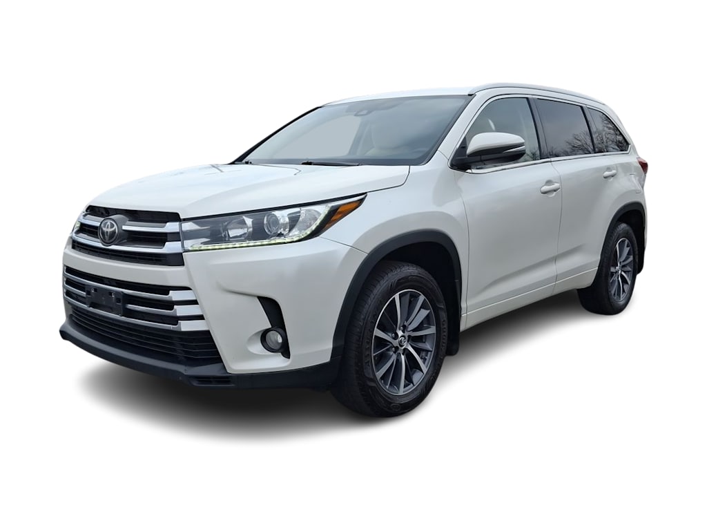 Thumbnail: 2018 Toyota Highlander - 2