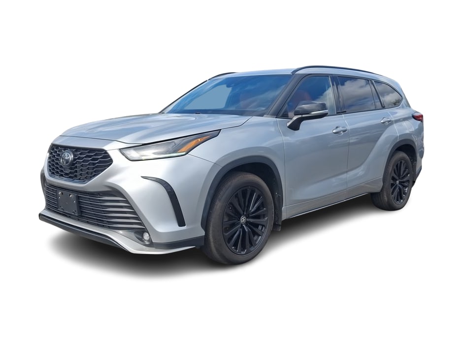Thumbnail: 2023 Toyota Highlander - 20