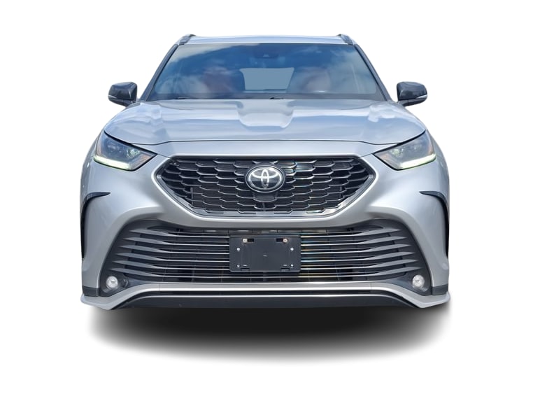 Thumbnail: 2023 Toyota Highlander - 6