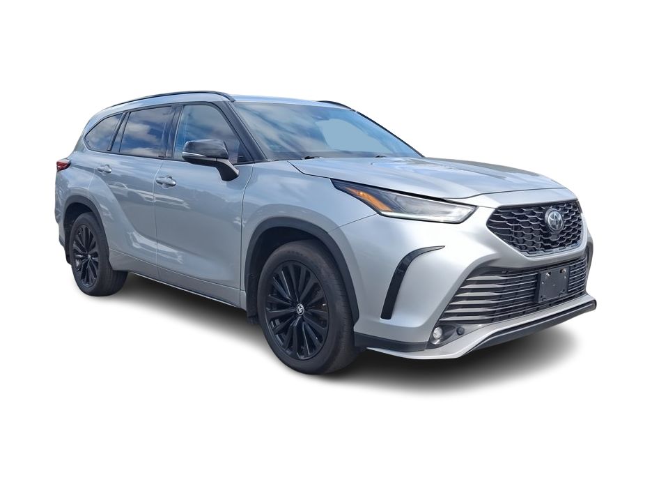 Thumbnail: 2023 Toyota Highlander - 19