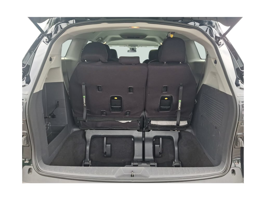Thumbnail: 2021 Toyota Sienna - 11