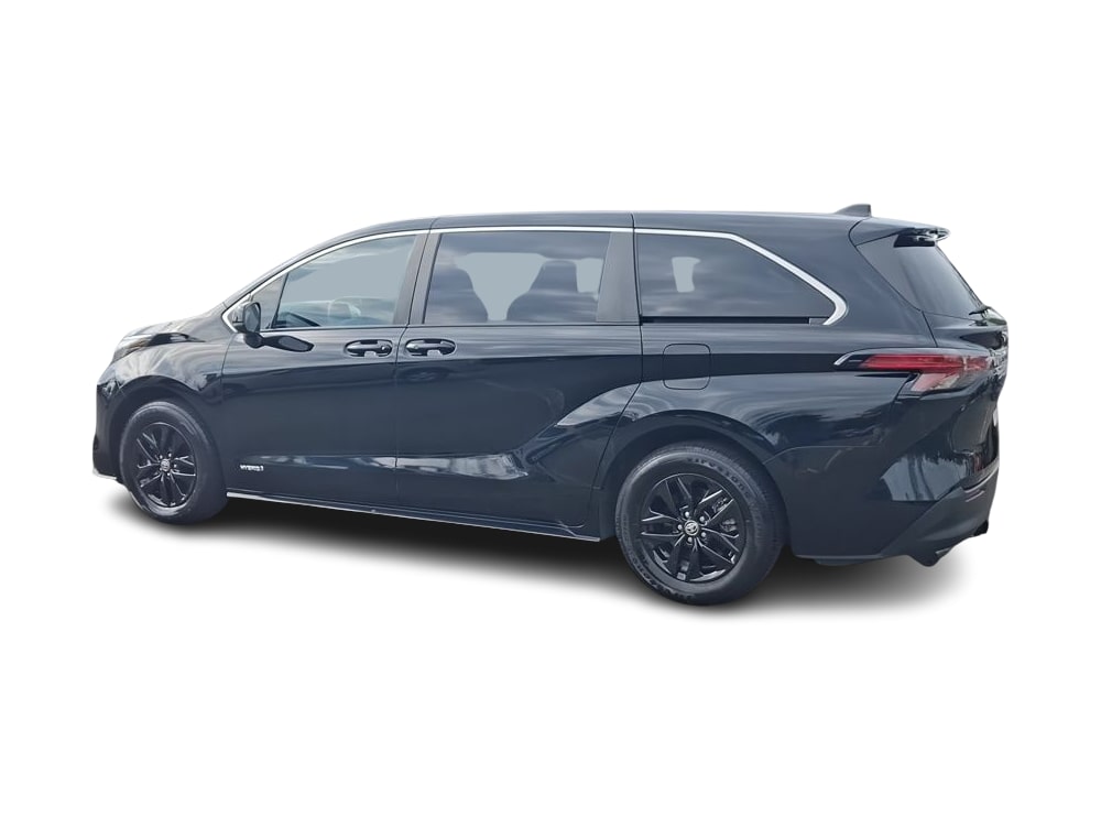 Thumbnail: 2021 Toyota Sienna - 18