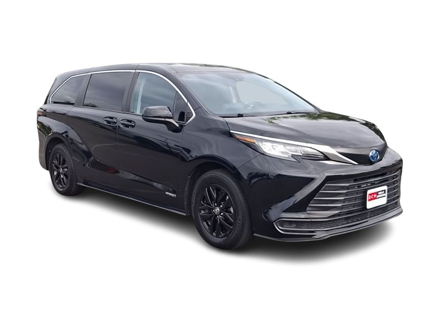 Thumbnail: 2021 Toyota Sienna - 16