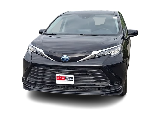 Thumbnail: 2021 Toyota Sienna - 4