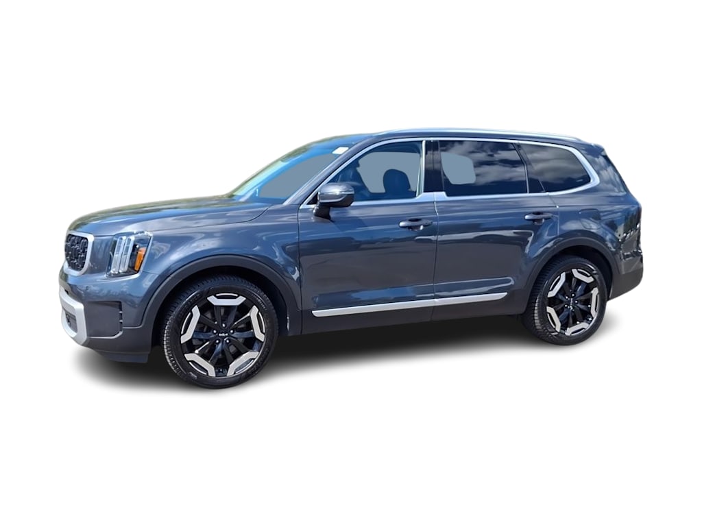 Thumbnail: 2023 Kia Telluride - 3