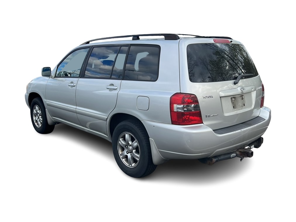 2005 Toyota Highlander Base 2