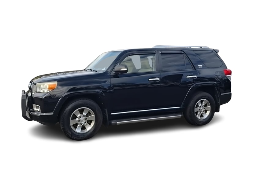 Thumbnail: 2013 Toyota 4Runner - 3
