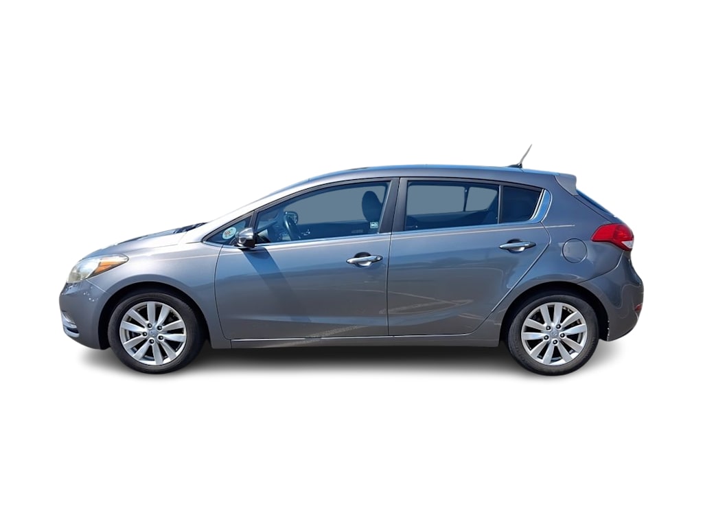 Thumbnail: 2015 Kia Forte - 17