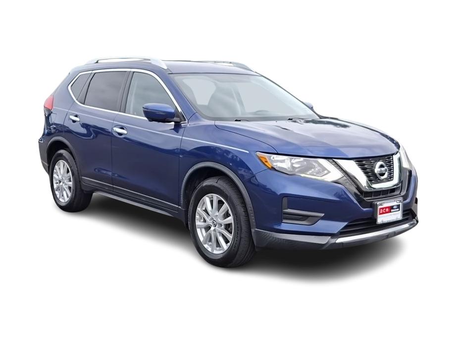 Thumbnail: 2017 Nissan Rogue - 16