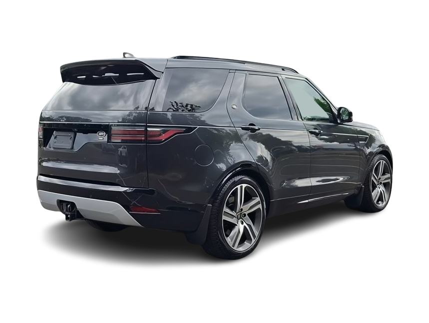 Thumbnail: 2023 Land Rover Discovery - 19