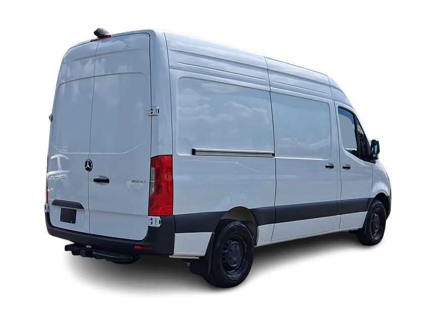 Thumbnail: 2025 Mercedes-Benz Sprinter - 16