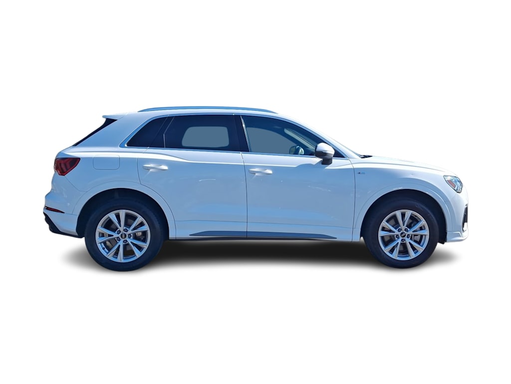 Thumbnail: 2025 Audi Q3 - 22