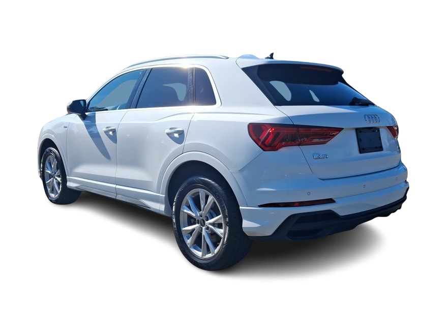 Thumbnail: 2025 Audi Q3 - 4