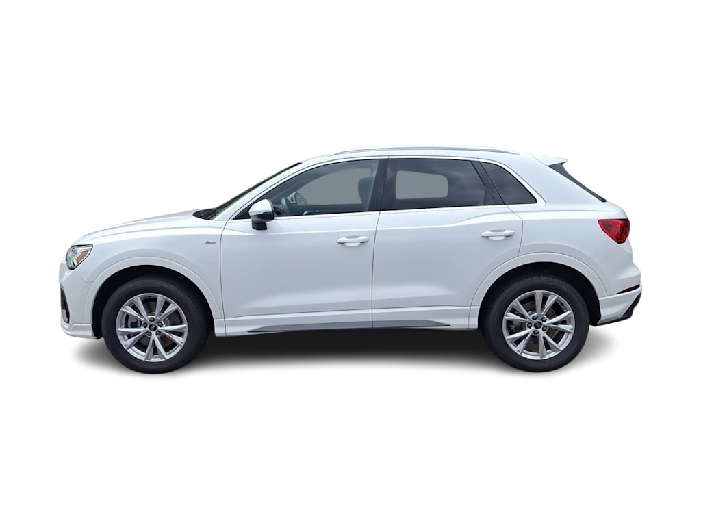 Thumbnail: 2025 Audi Q3 - 17
