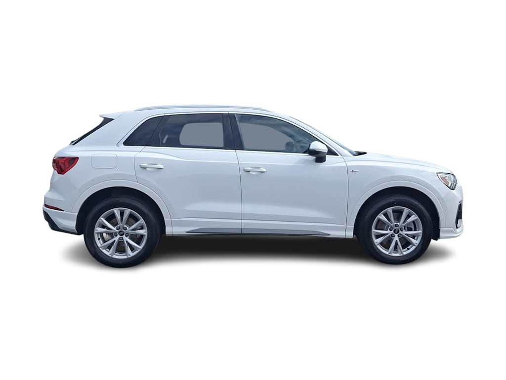 Thumbnail: 2025 Audi Q3 - 21