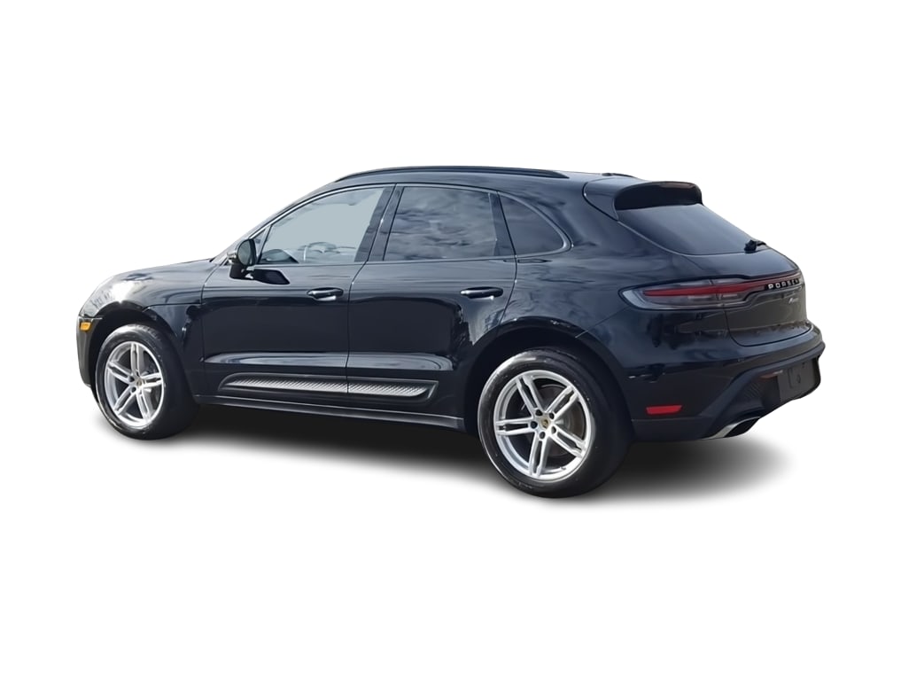 Thumbnail: 2022 Porsche Macan - 18