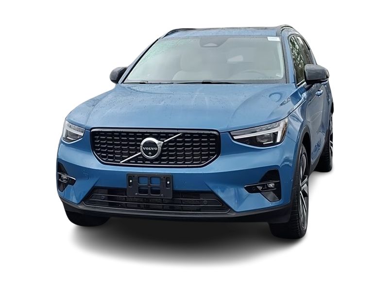 Thumbnail: 2025 Volvo XC40 - 5