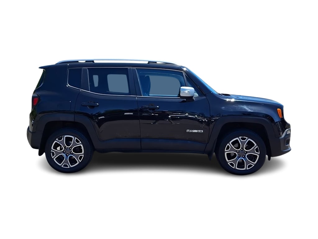 Thumbnail: 2016 Jeep Renegade - 21