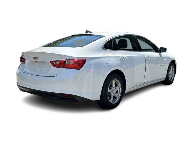 Thumbnail: 2016 Chevrolet Malibu - 31