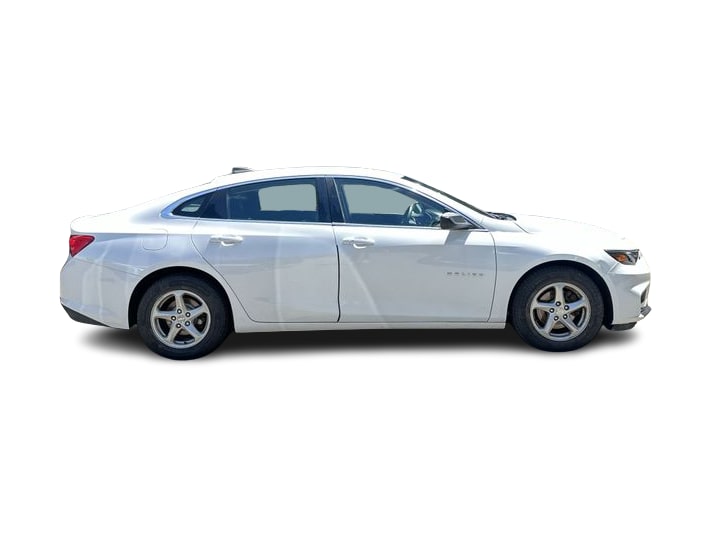Thumbnail: 2016 Chevrolet Malibu - 17