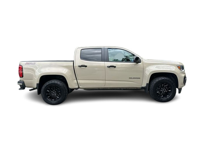 Thumbnail: 2022 Chevrolet Colorado - 17