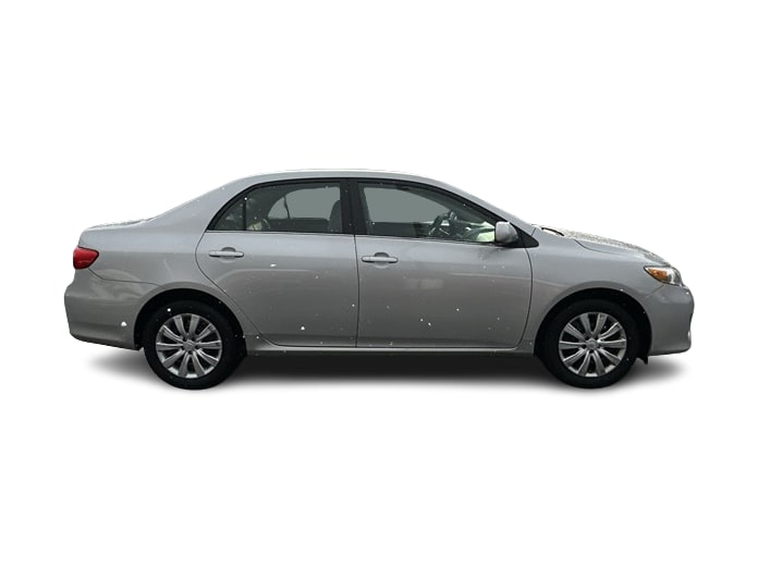 Thumbnail: 2013 Toyota Corolla - 17