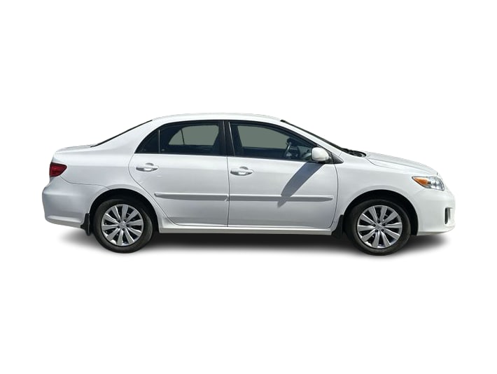 Thumbnail: 2013 Toyota Corolla - 14
