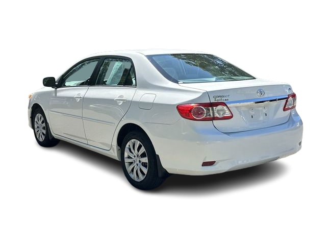 Thumbnail: 2013 Toyota Corolla - 4