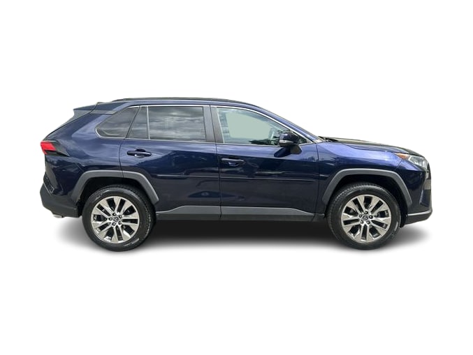 Thumbnail: 2019 Toyota RAV4 - 18
