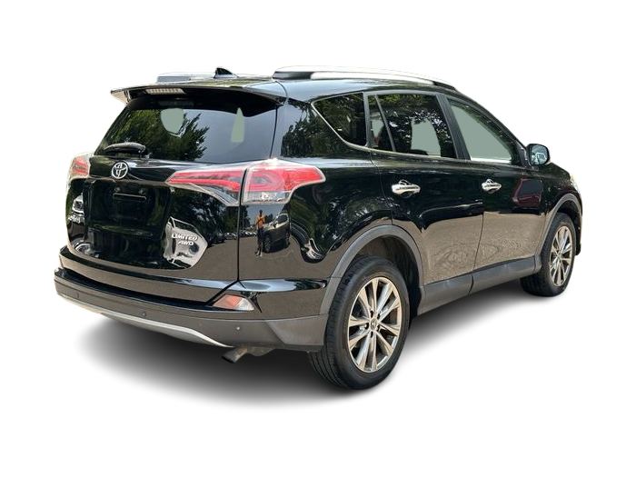 Thumbnail: 2017 Toyota RAV4 - 31