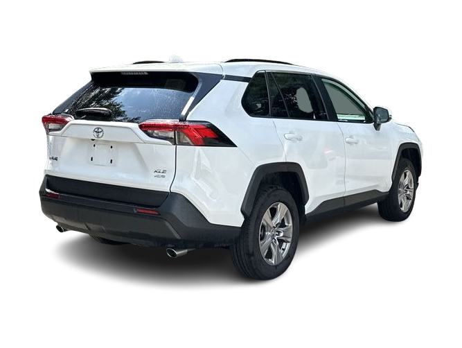 Thumbnail: 2022 Toyota RAV4 - 23