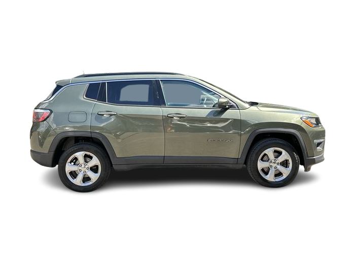 Thumbnail: 2018 Jeep Compass - 17
