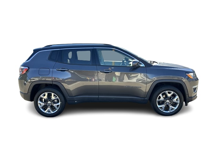 Thumbnail: 2017 Jeep Compass - 16