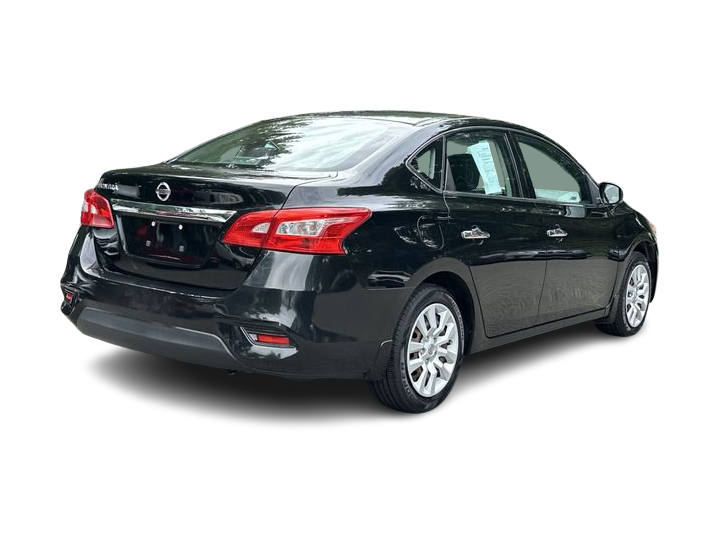 Thumbnail: 2016 Nissan Sentra - 21