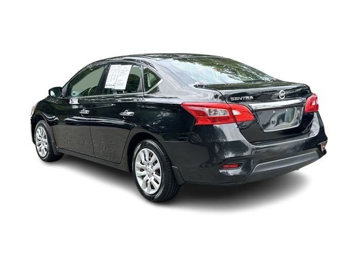 Thumbnail: 2016 Nissan Sentra - 4