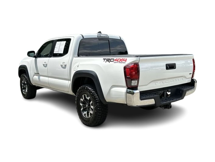 Thumbnail: 2018 Toyota Tacoma - 4