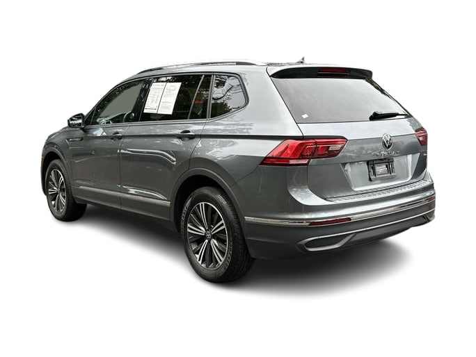 Thumbnail: 2024 Volkswagen Tiguan - 4