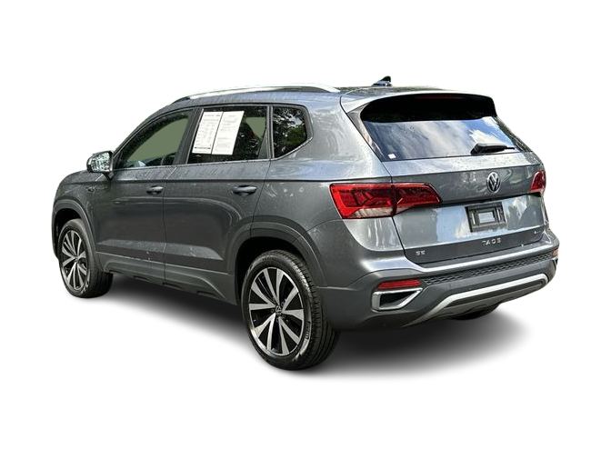 Thumbnail: 2022 Volkswagen Taos - 4