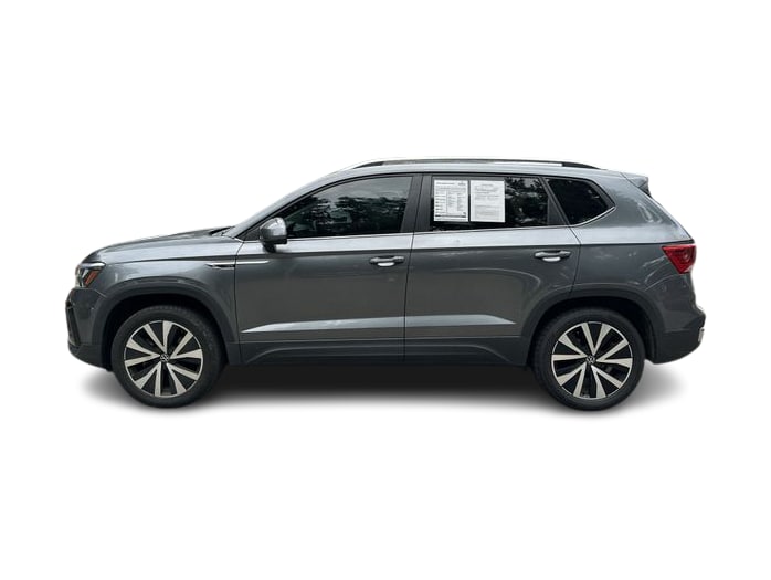 Thumbnail: 2022 Volkswagen Taos - 3
